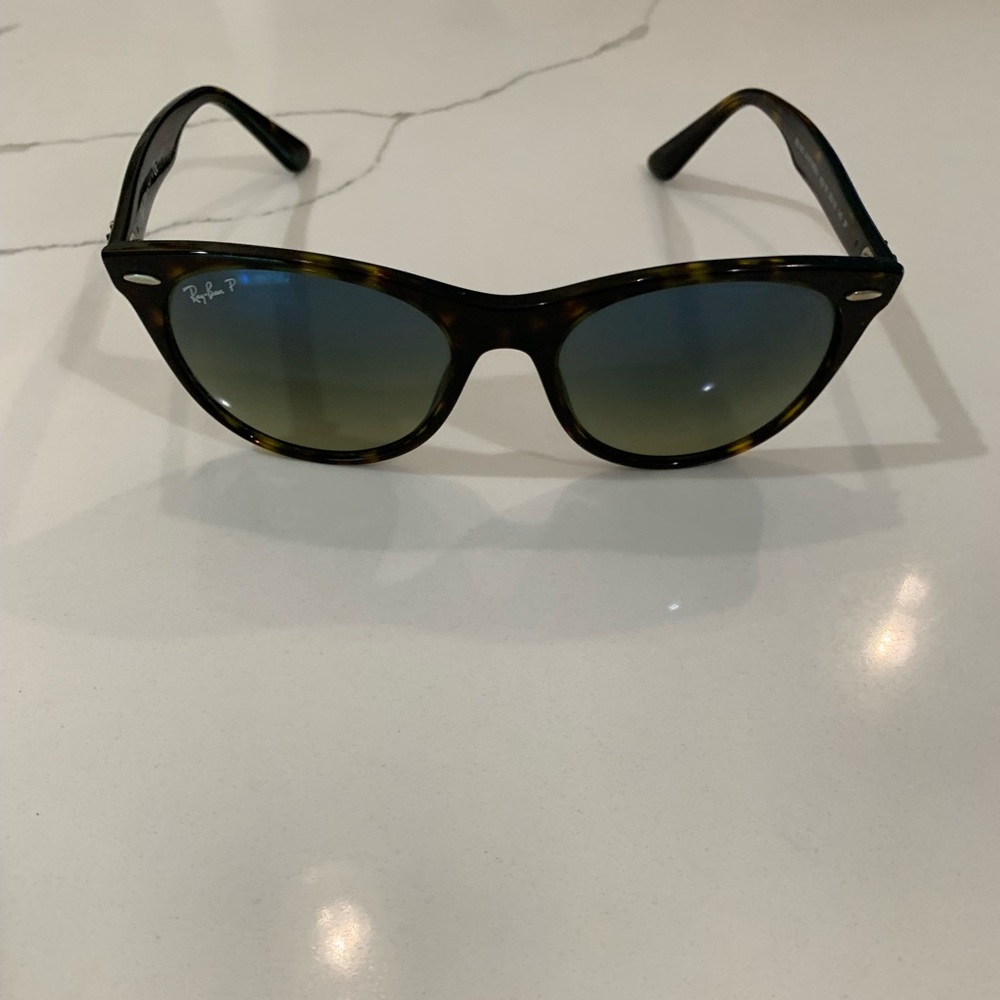 Women’s Ray Ban Wayfarer II Classic - Picture 3 of 5